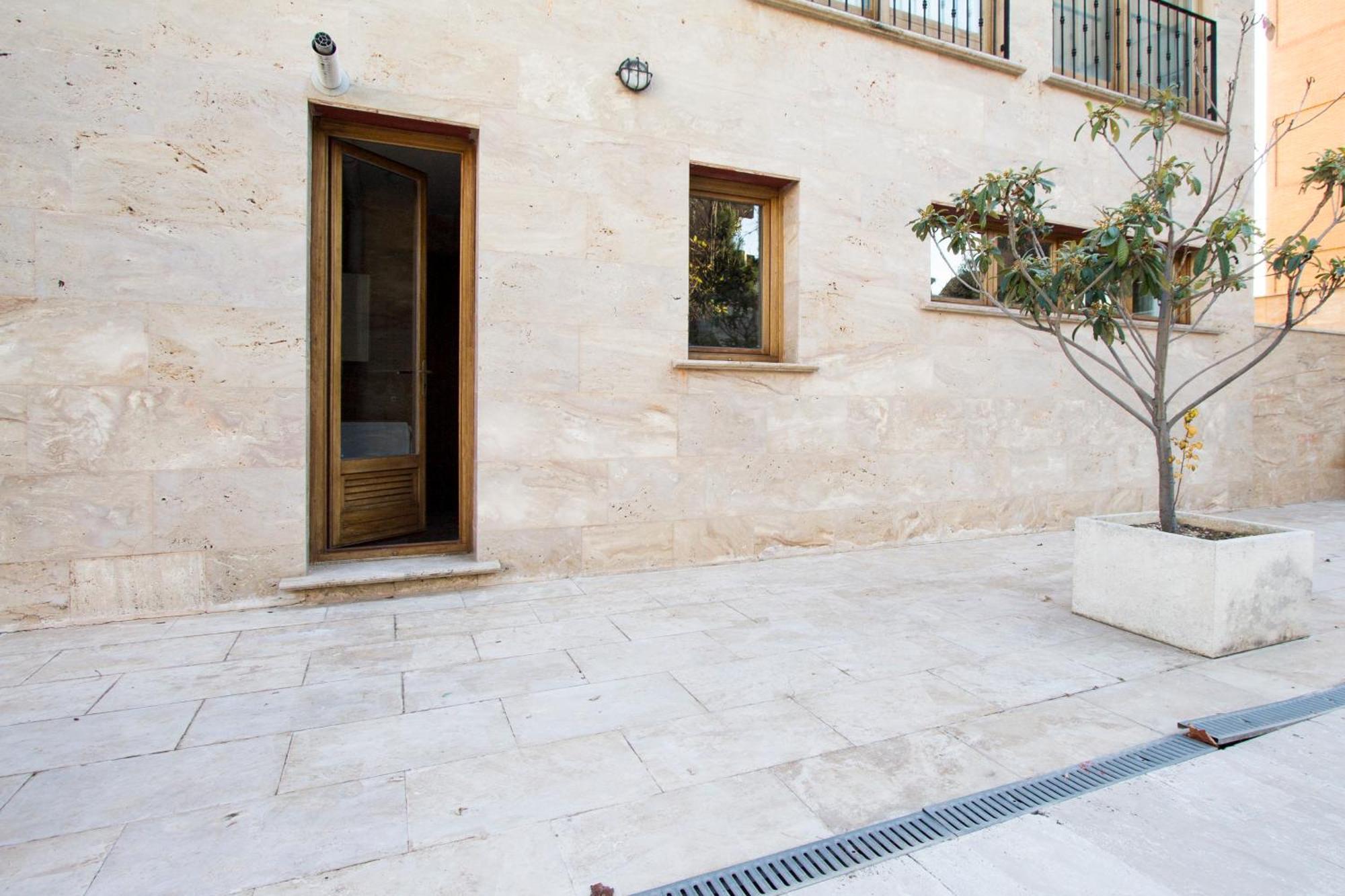Apartamentos Villablino Arturo Soria Madrid Esterno foto