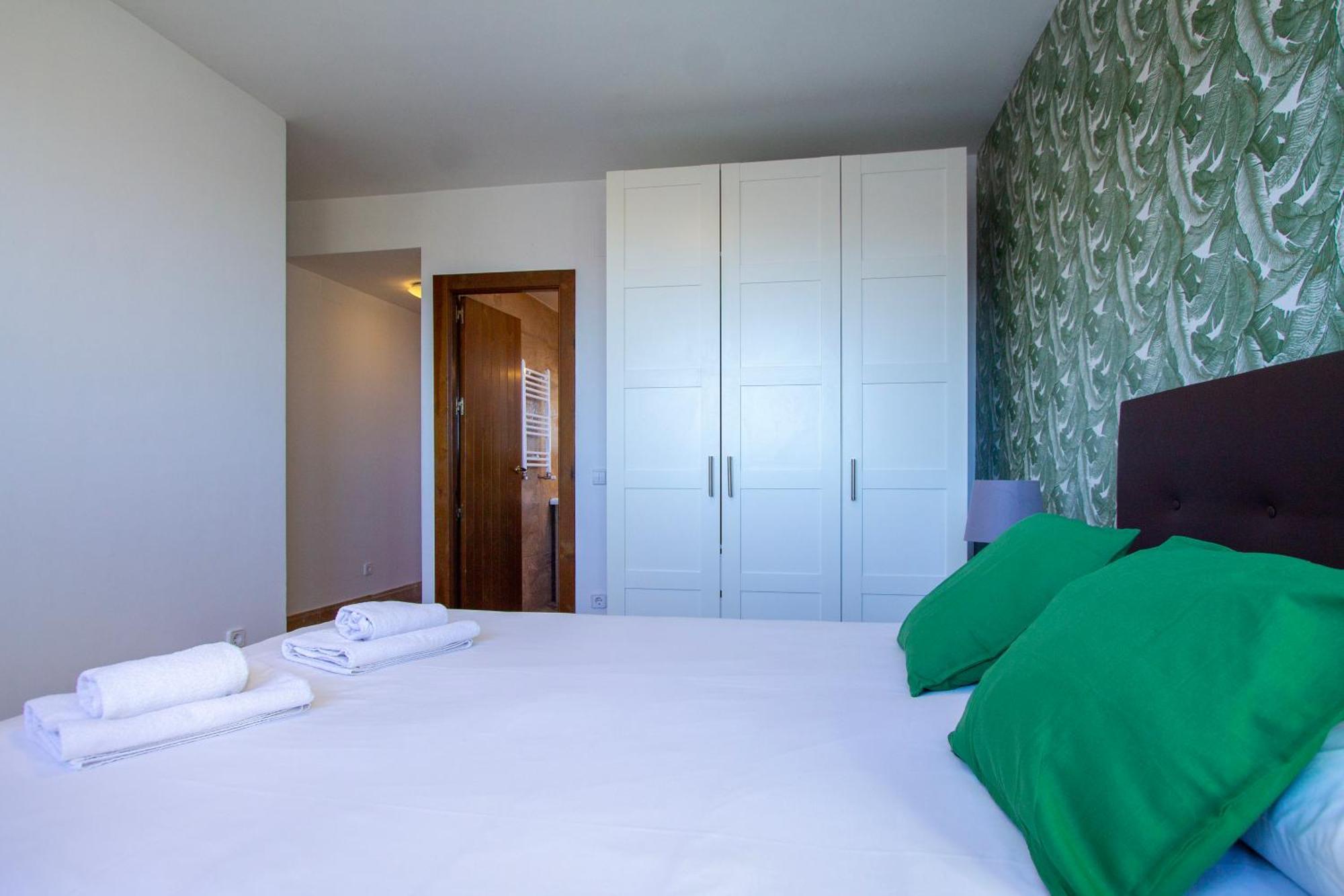 Apartamentos Villablino Arturo Soria Madrid Esterno foto