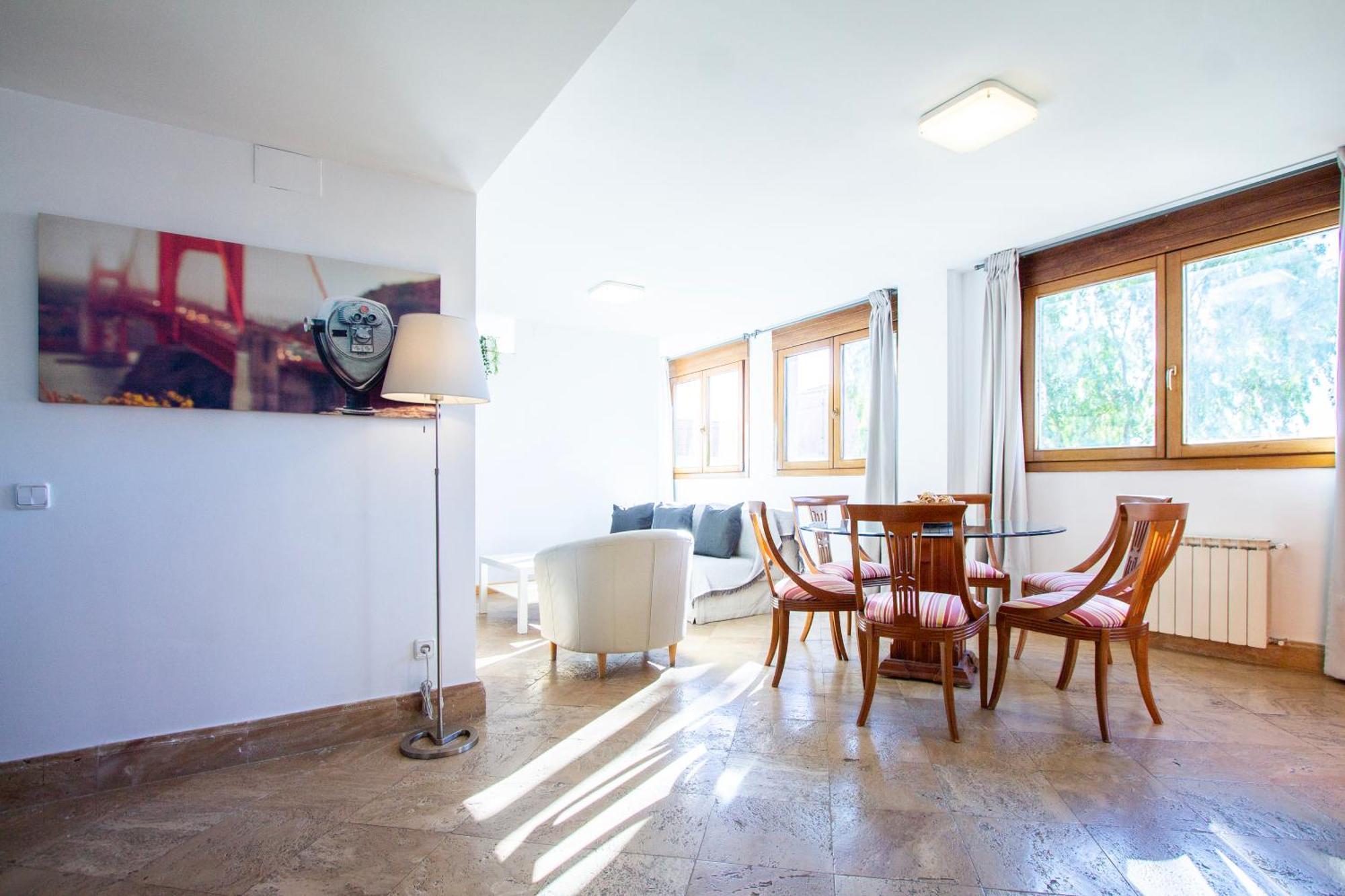 Apartamentos Villablino Arturo Soria Madrid Esterno foto