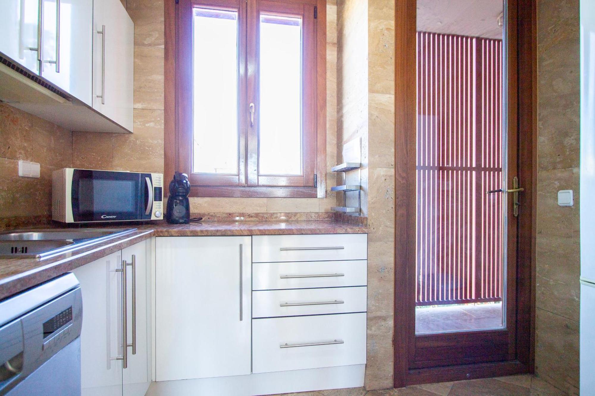 Apartamentos Villablino Arturo Soria Madrid Esterno foto